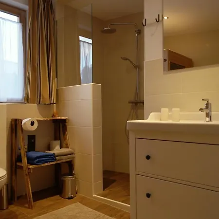 Gwiggner Apartment *