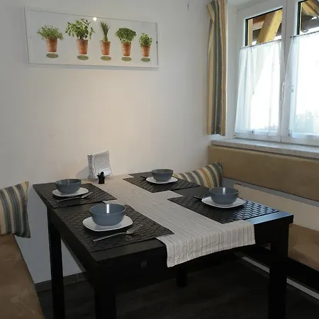 Gwiggner Apartment *
