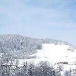 Gwiggner * ニーデラウ